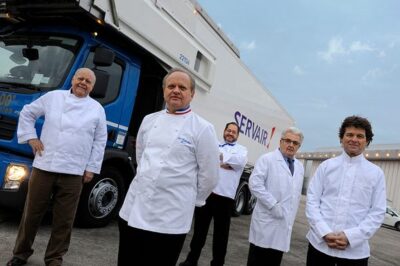 Membres du Studio culinaire. De gauche à droite : Jacques Le Divellec, Joël Robuchon, Michel Quissac, Bruno Goussault, Guy Martin